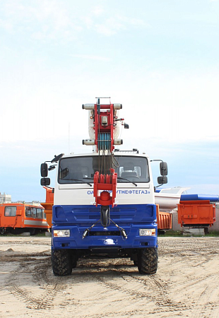 Продажа автокрана Клинцы КС-65719-3К-1 грузоподъемностью 40 тонн в г. Челябинск